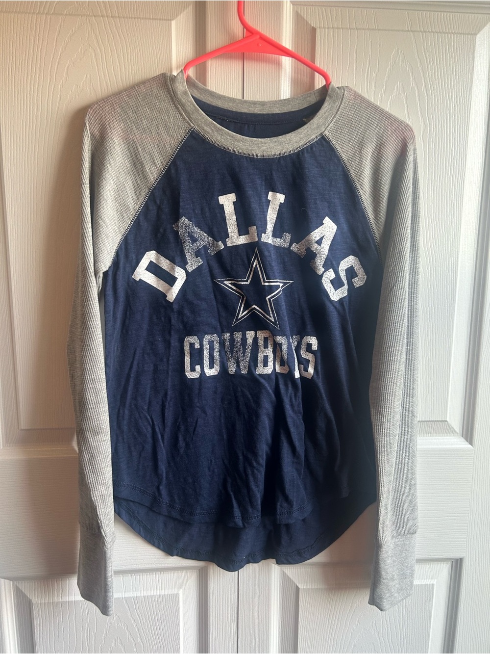 Dallas Cowboys Women’s Long Sleeve Thermal Top – NWT size small